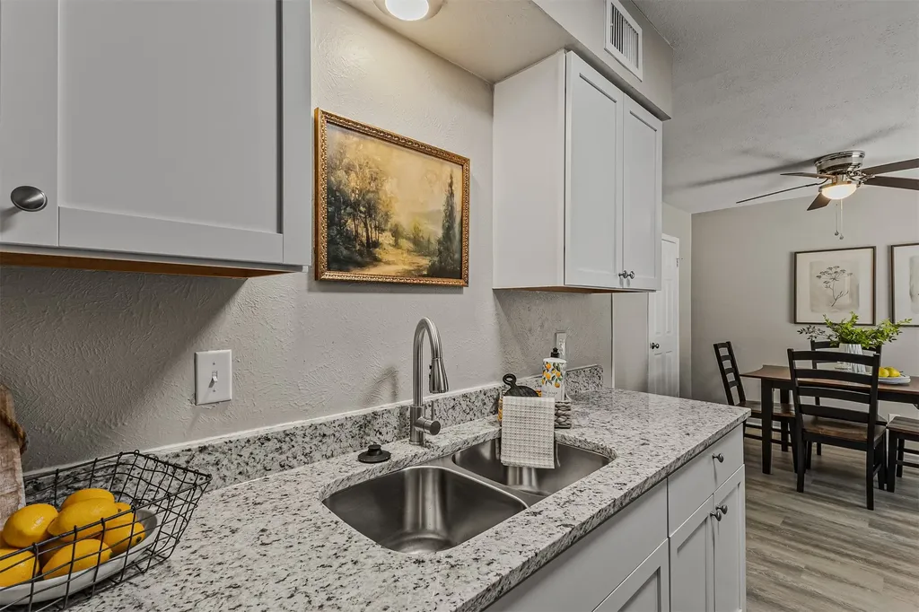 1905 W Morton Street Denison TX 75020
