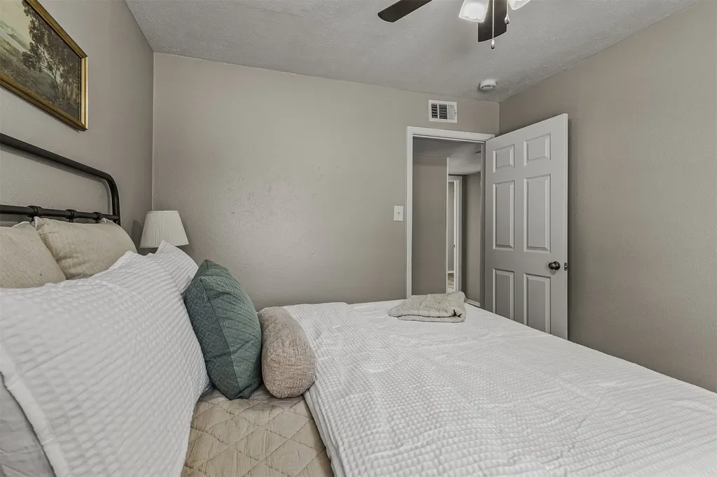 1905 W Morton Street Denison TX 75020
