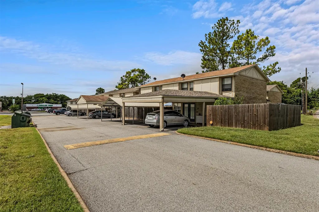 1905 W Morton Street Denison TX 75020
