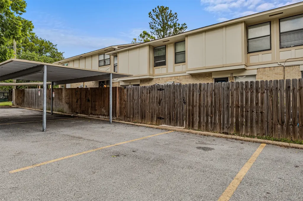 1905 W Morton Street Denison TX 75020