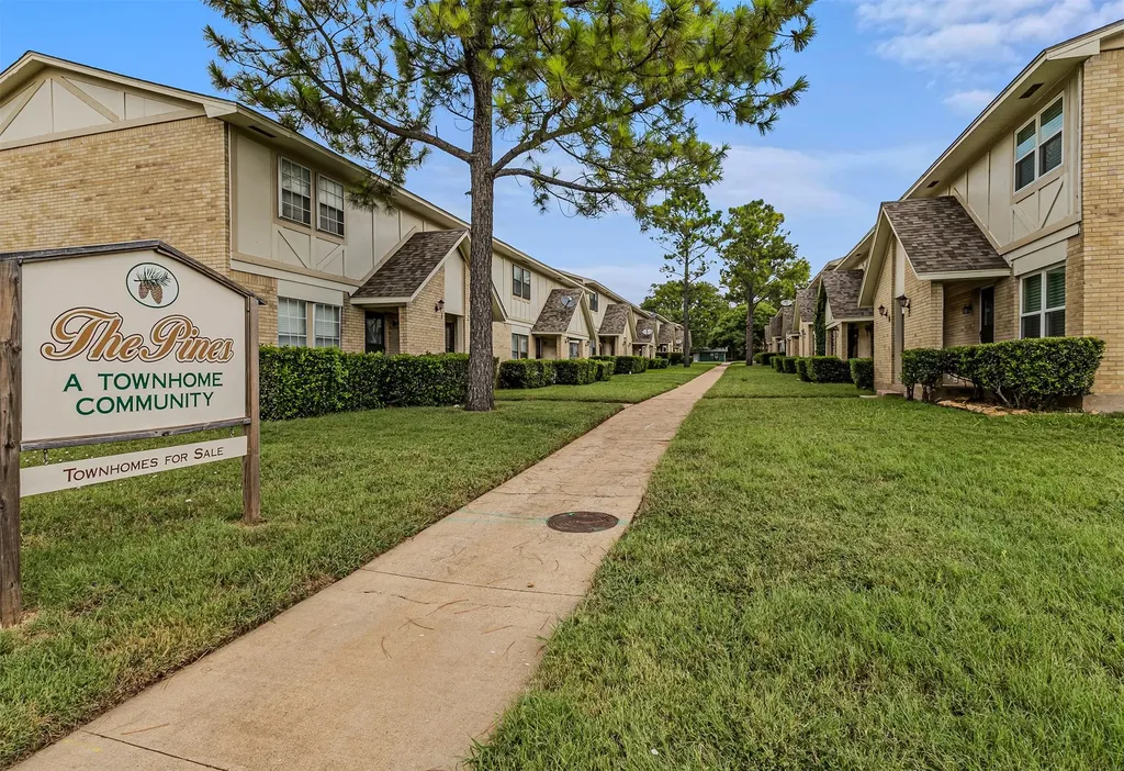 1905 W Morton Street Denison TX 75020