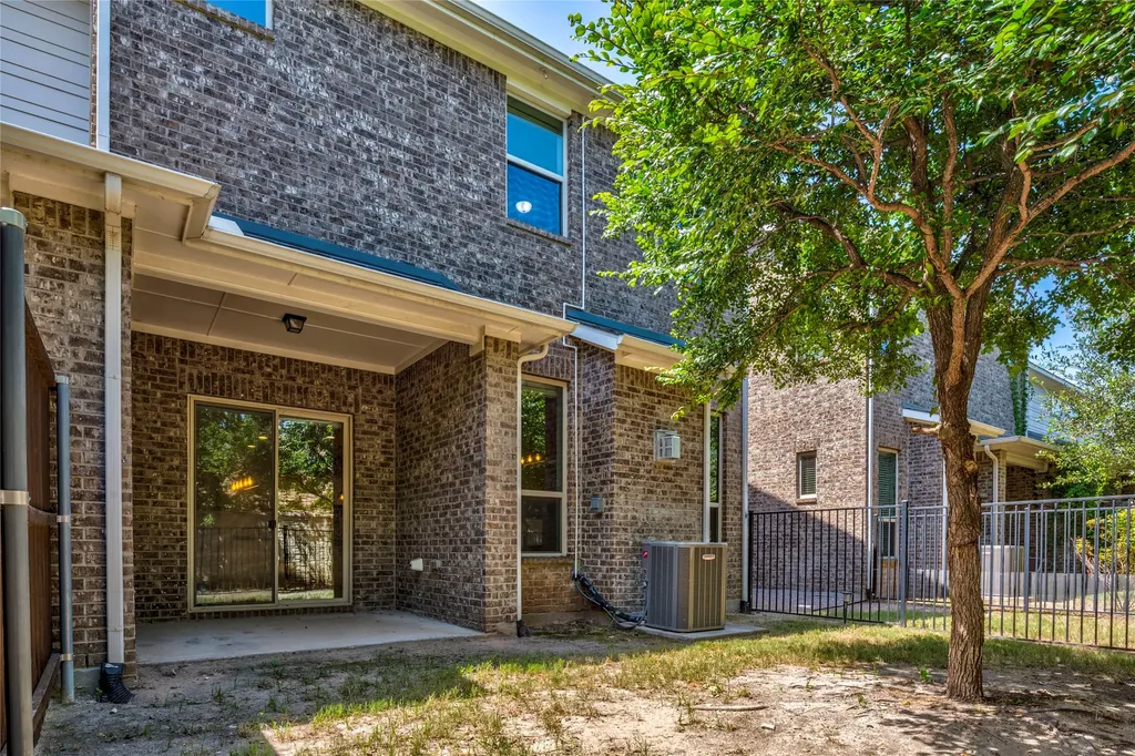 8145 Snapdragon Way Dallas TX 75252