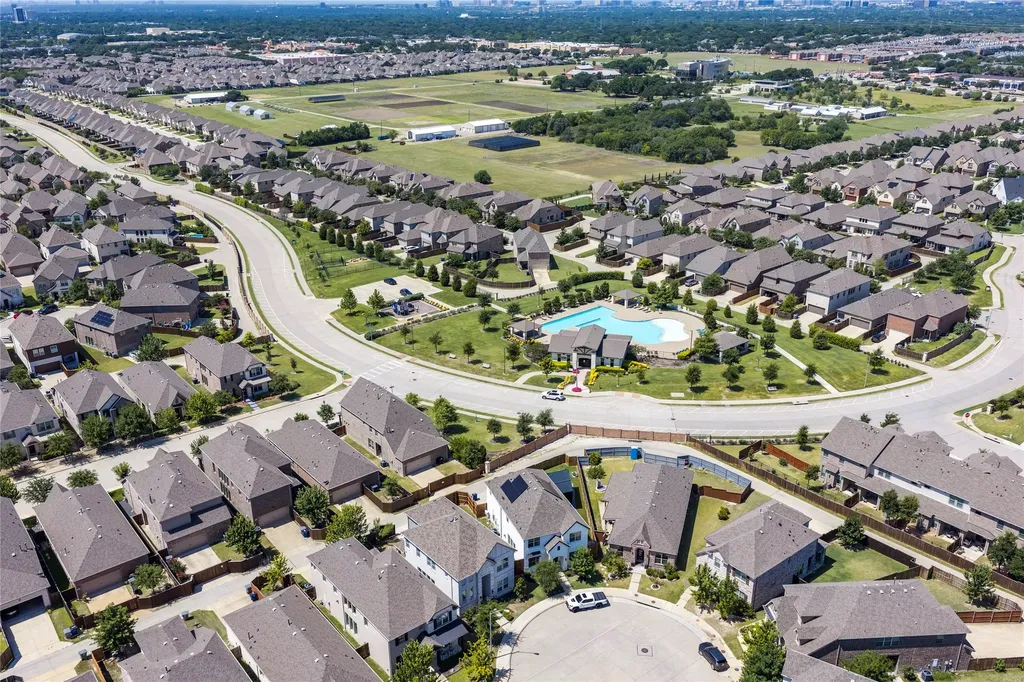 8145 Snapdragon Way Dallas TX 75252
