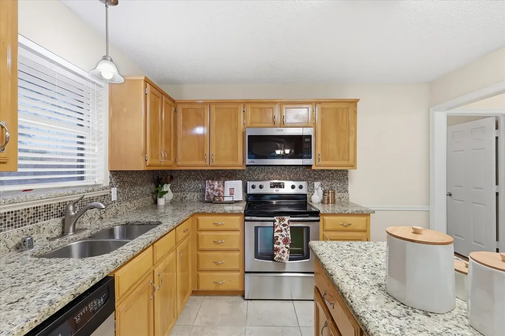 2125 Millwood Drive Corinth TX 76210