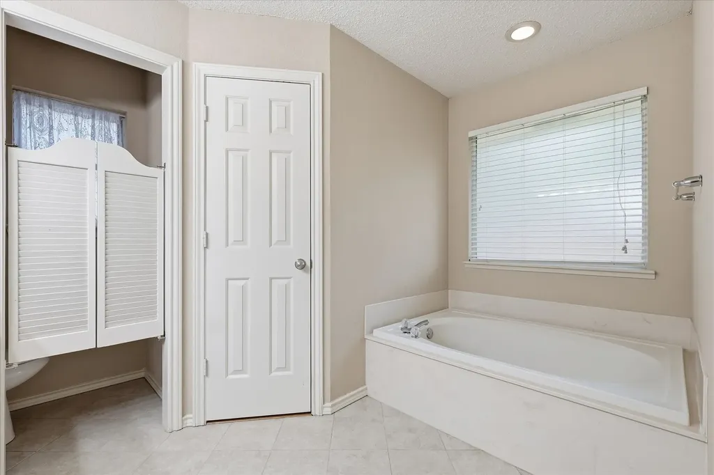 2125 Millwood Drive Corinth TX 76210