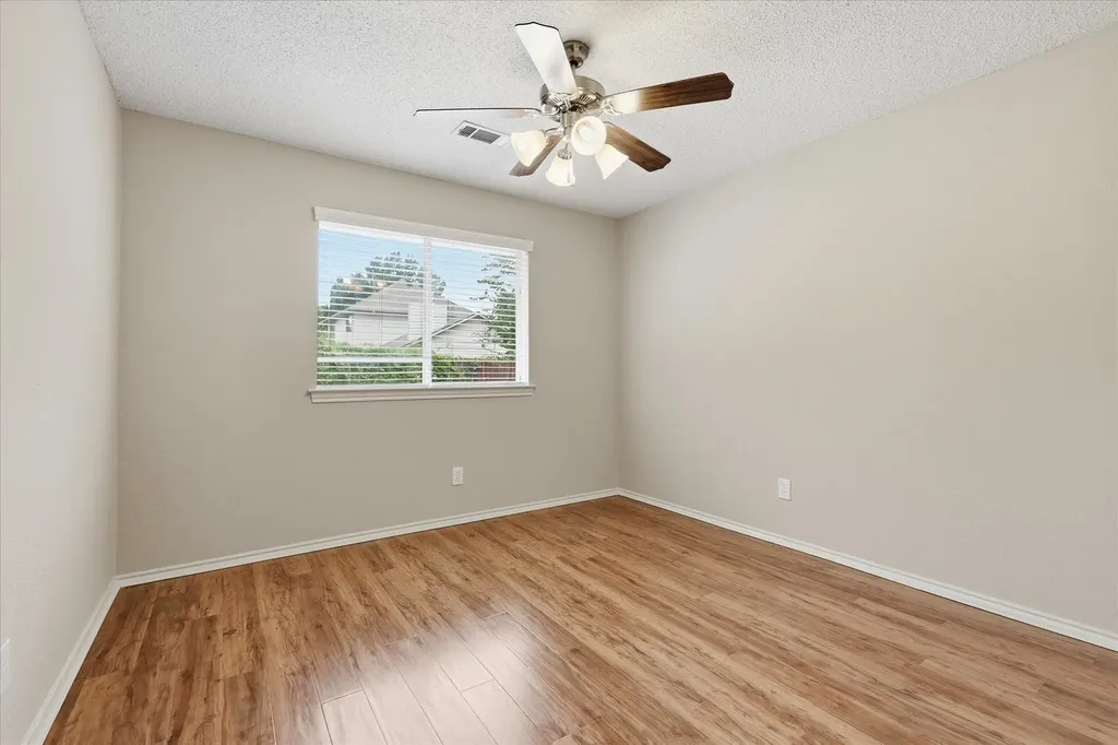 2125 Millwood Drive Corinth TX 76210