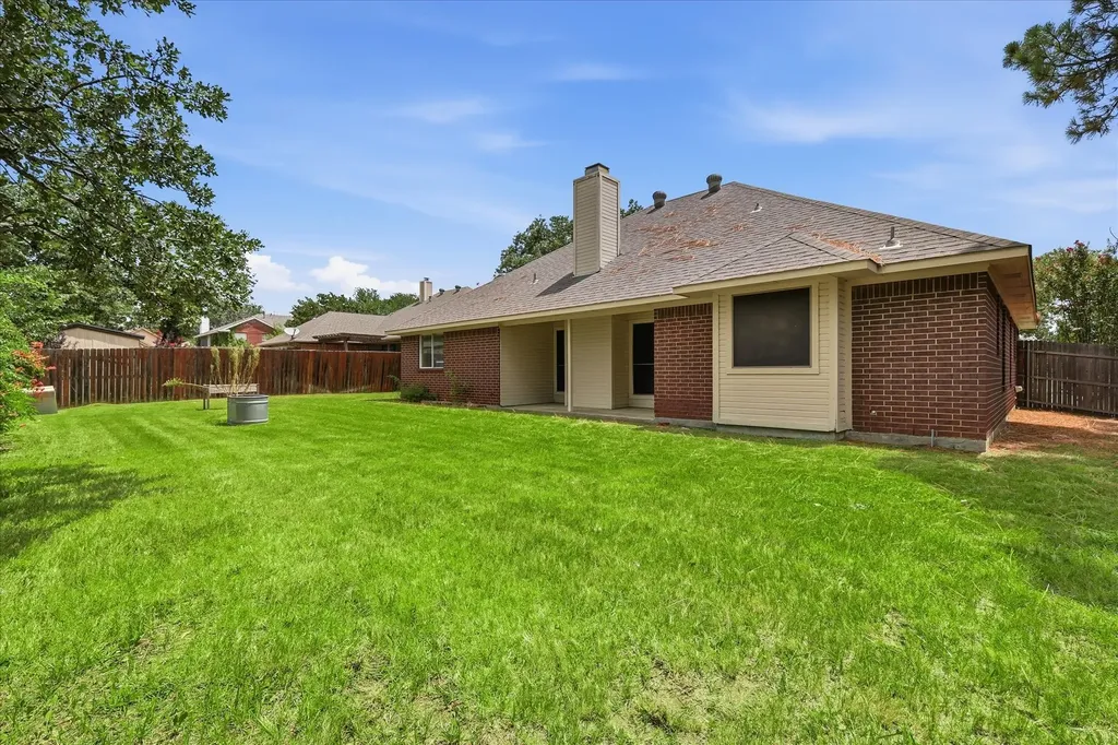 2125 Millwood Drive Corinth TX 76210