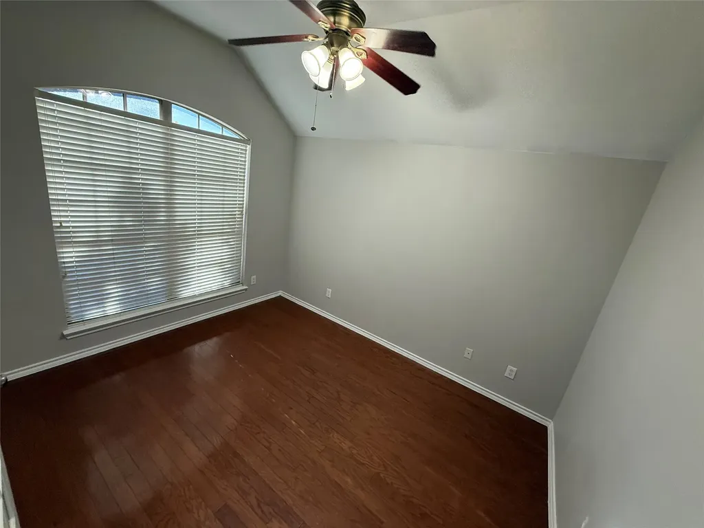 9220 Water Oak Drive Arlington TX 76002