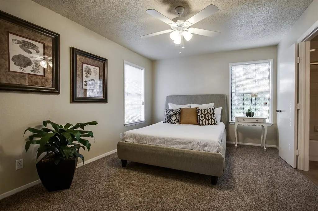 5322 Columbia Avenue Dallas TX 75214