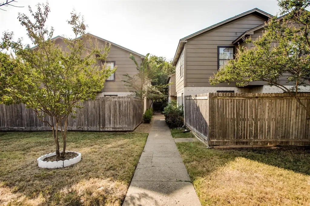 5322 Columbia Avenue Dallas TX 75214