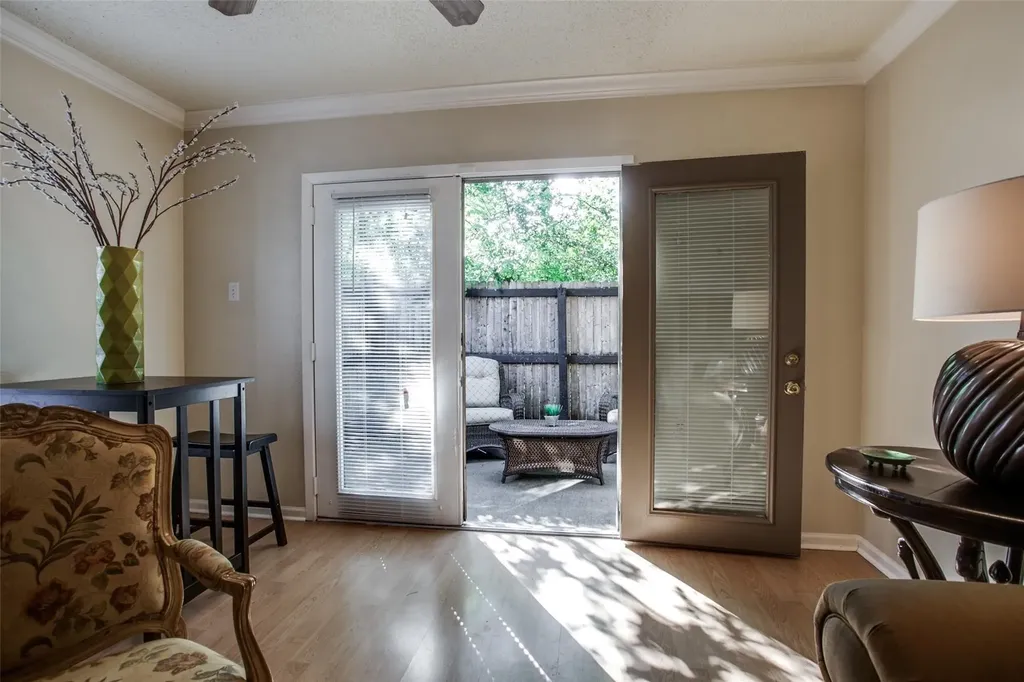 5322 Columbia Avenue Dallas TX 75214