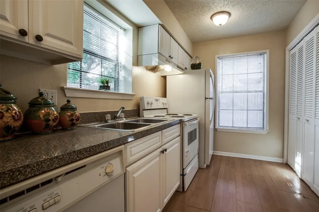 5322 Columbia Avenue Dallas TX 75214
