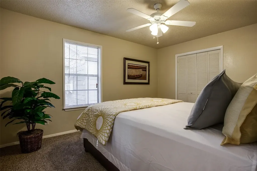 5322 Columbia Avenue Dallas TX 75214
