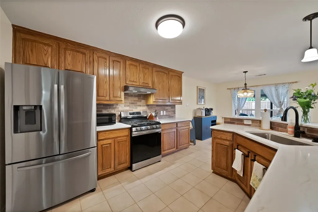 2210 Evergreen Cove Corinth TX 76208