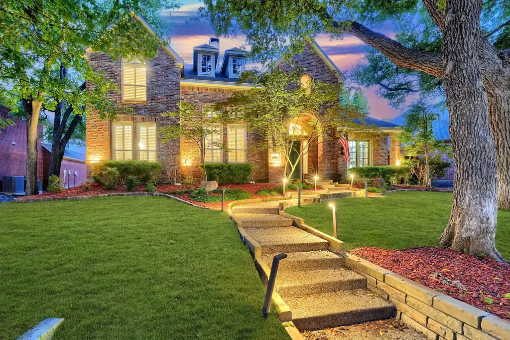 3406 Oakleaf Lane Richardson TX 75082