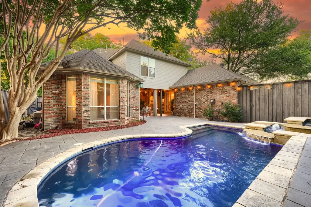 3406 Oakleaf Lane Richardson TX 75082
