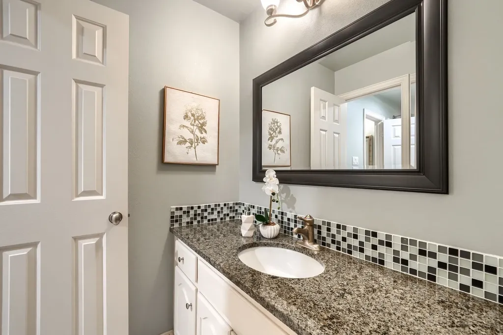 3406 Oakleaf Lane Richardson TX 75082