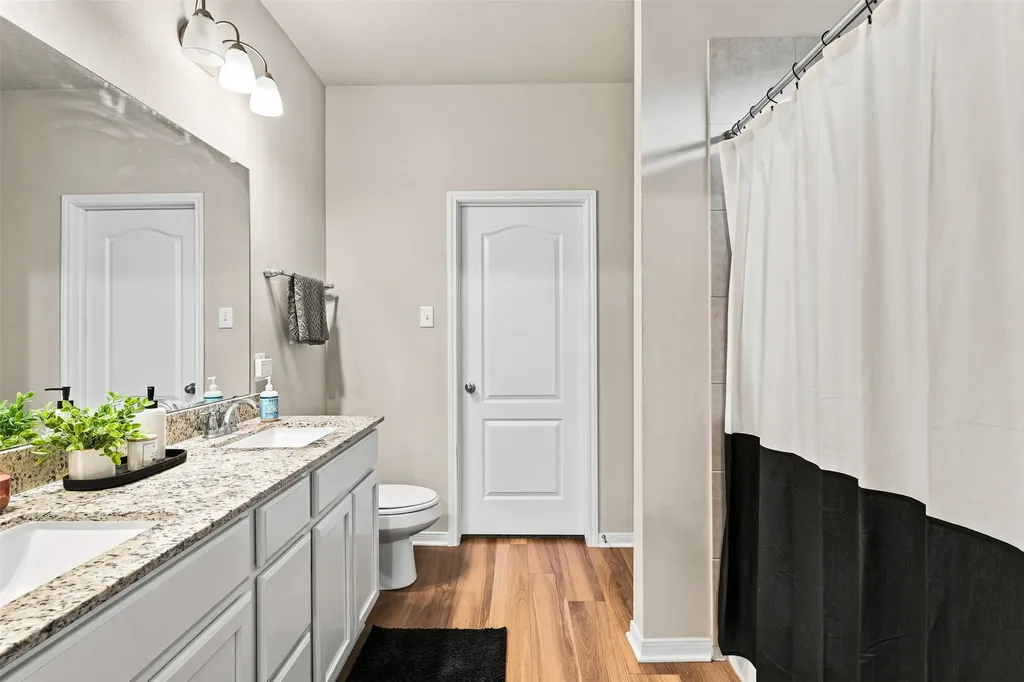 11117 Solar Street Lorena TX 76655