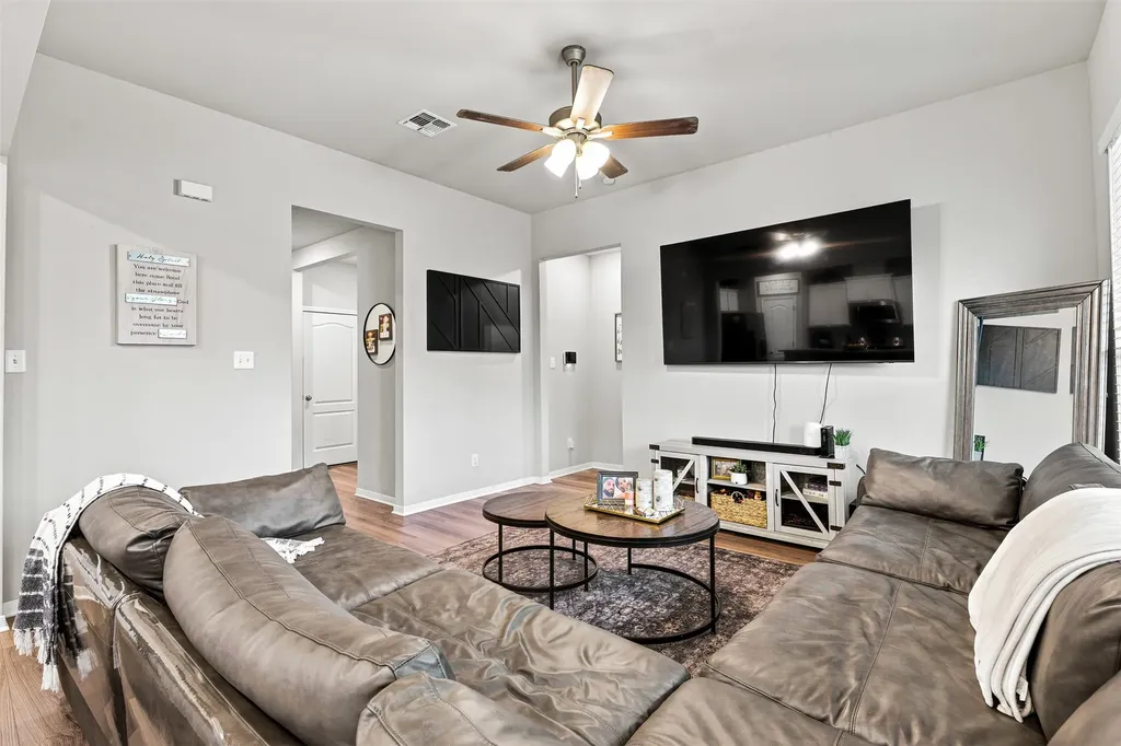 11117 Solar Street Lorena TX 76655