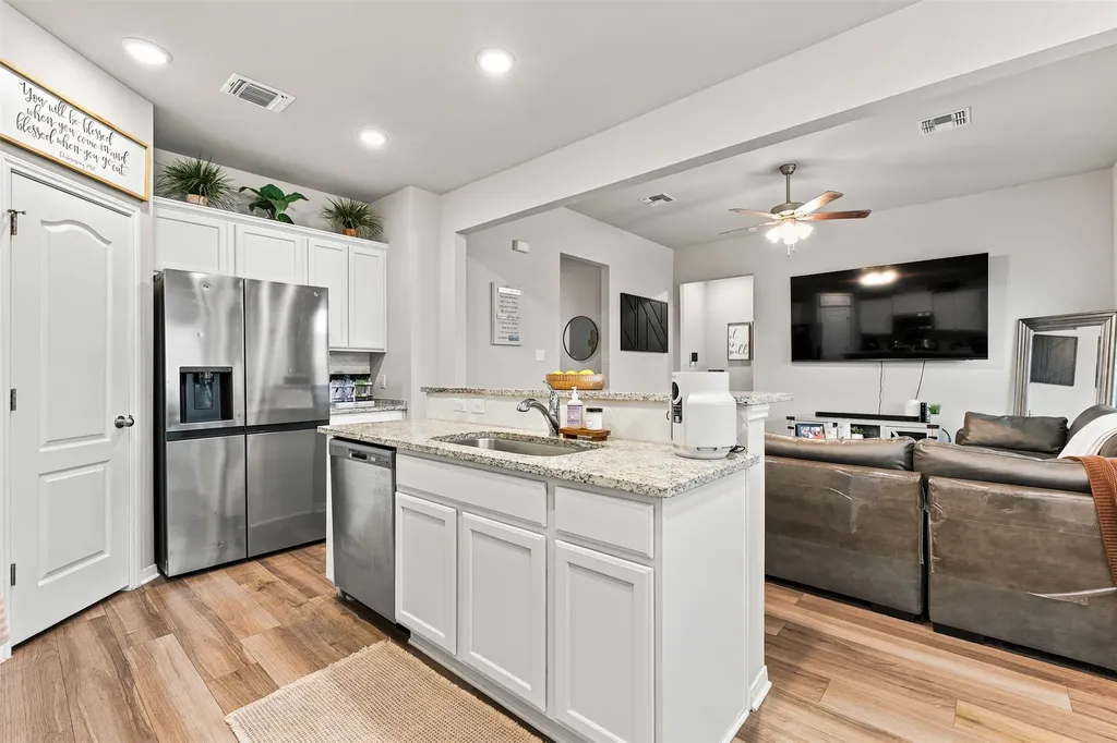 11117 Solar Street Lorena TX 76655