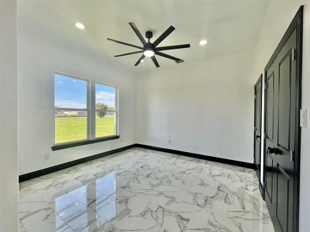 127 Valley Meadows Drive Springtown TX 76082