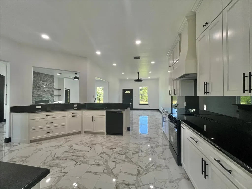 127 Valley Meadows Drive Springtown TX 76082