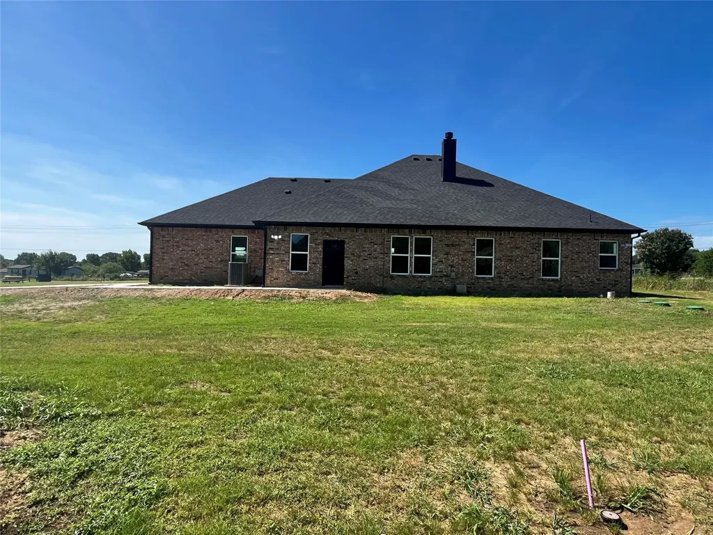 127 Valley Meadows Drive Springtown TX 76082