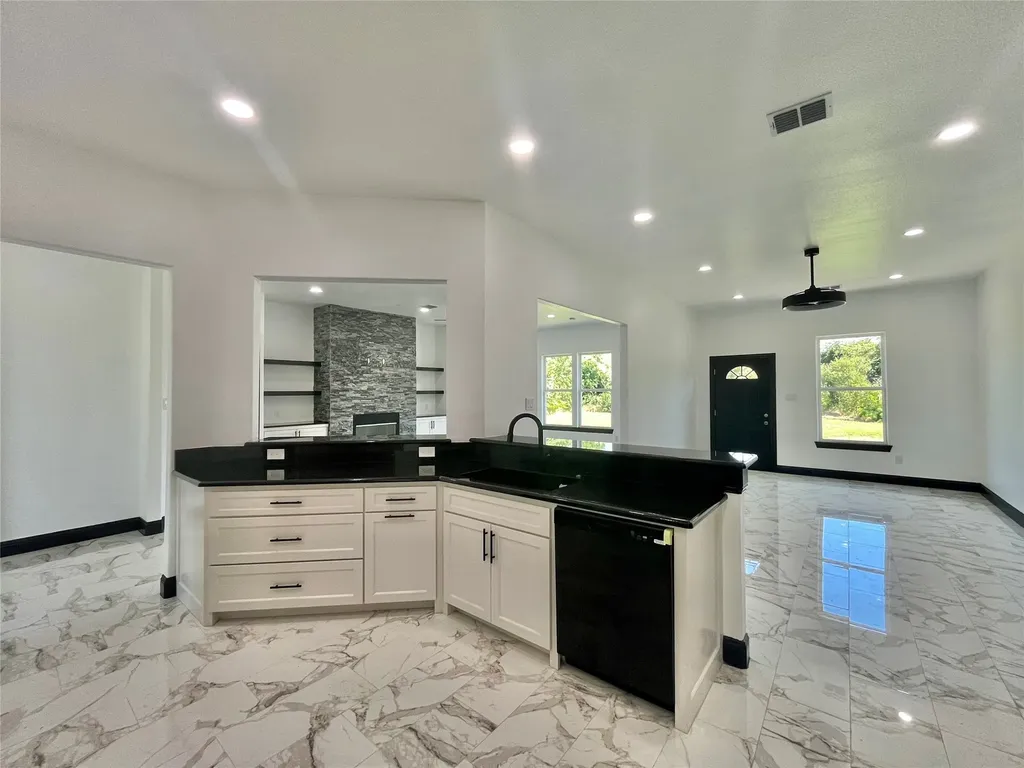 127 Valley Meadows Drive Springtown TX 76082