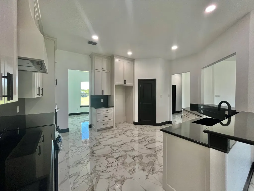 127 Valley Meadows Drive Springtown TX 76082