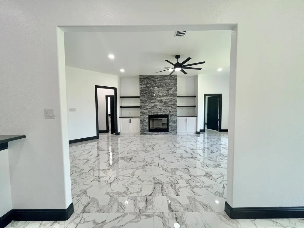 127 Valley Meadows Drive Springtown TX 76082