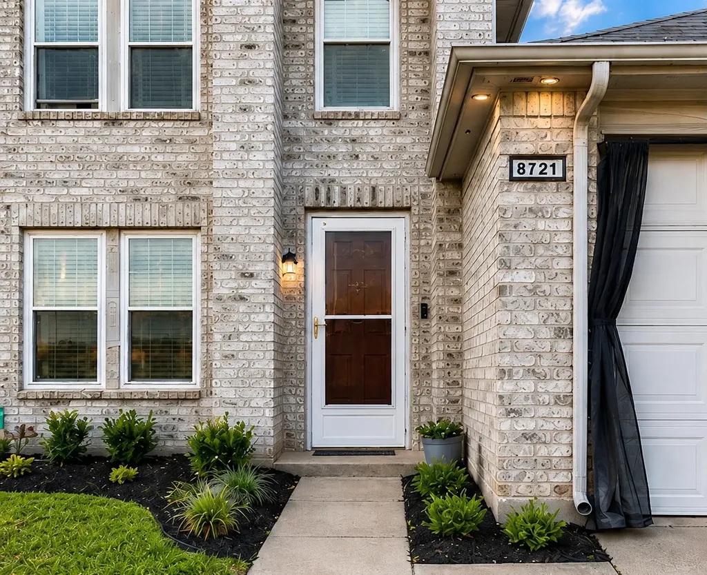 8721 Hunters Trail Fort Worth TX 76123