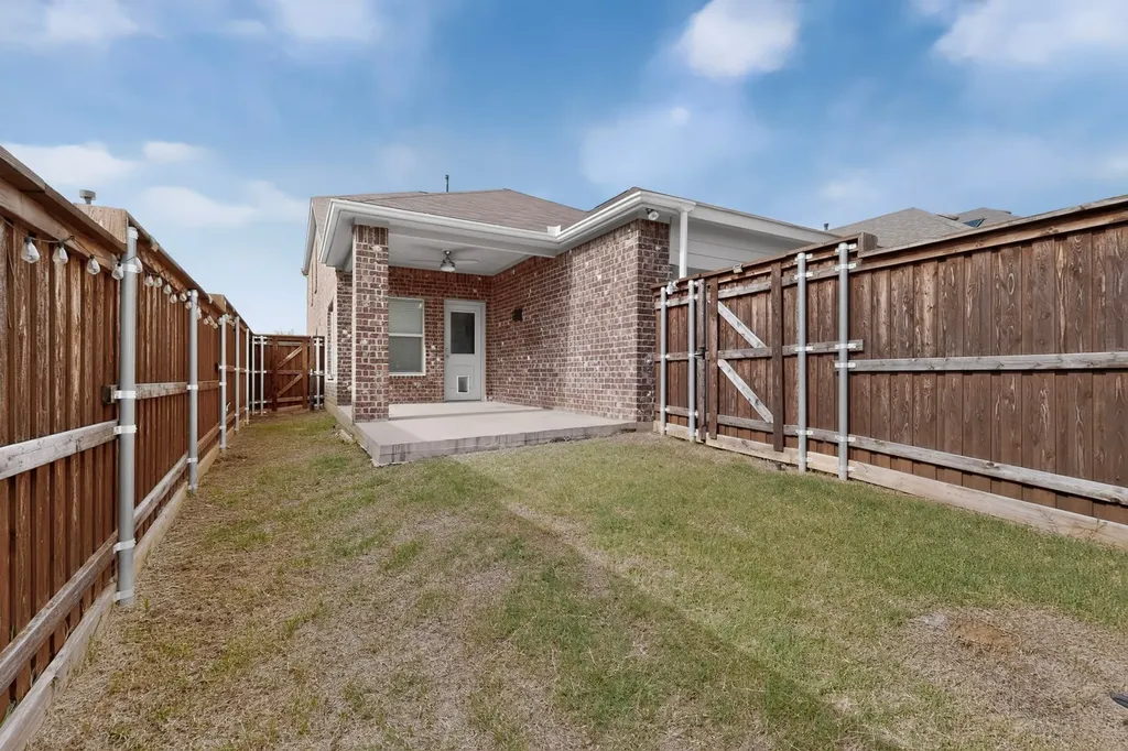 2285 Obsidian Drive Little Elm TX 76227