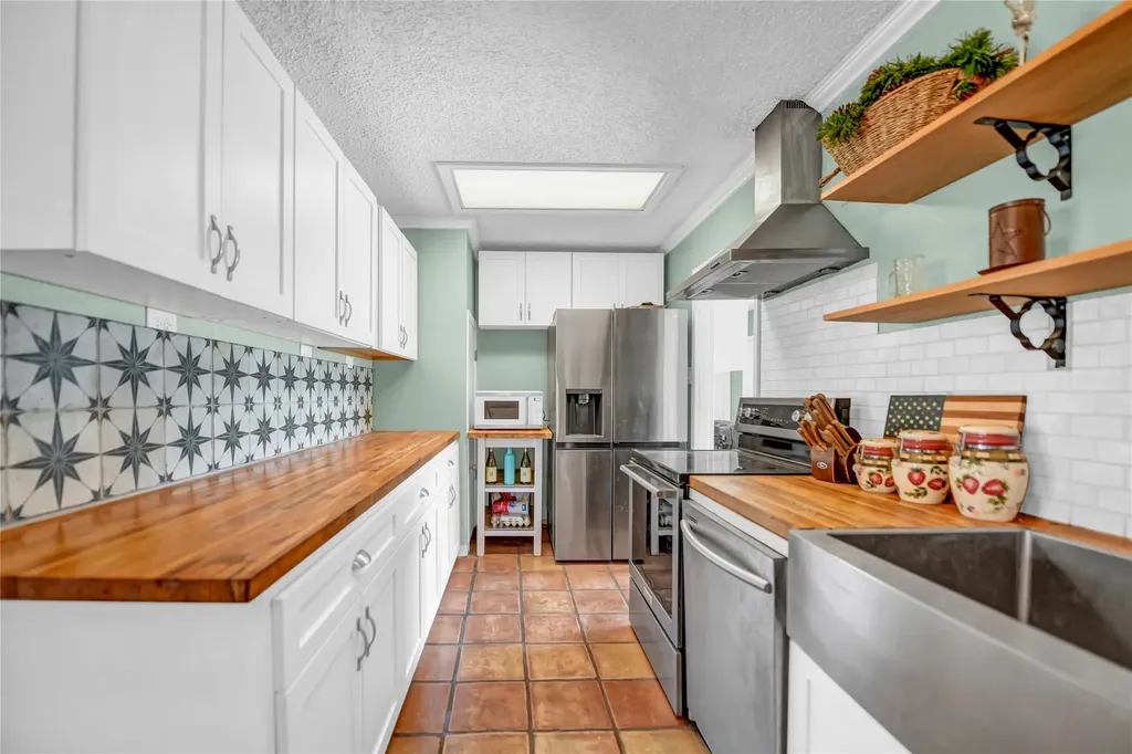289 County Road 3550 Paradise TX 76073