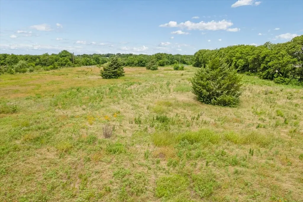 10843 E Line Road Trenton TX 75490