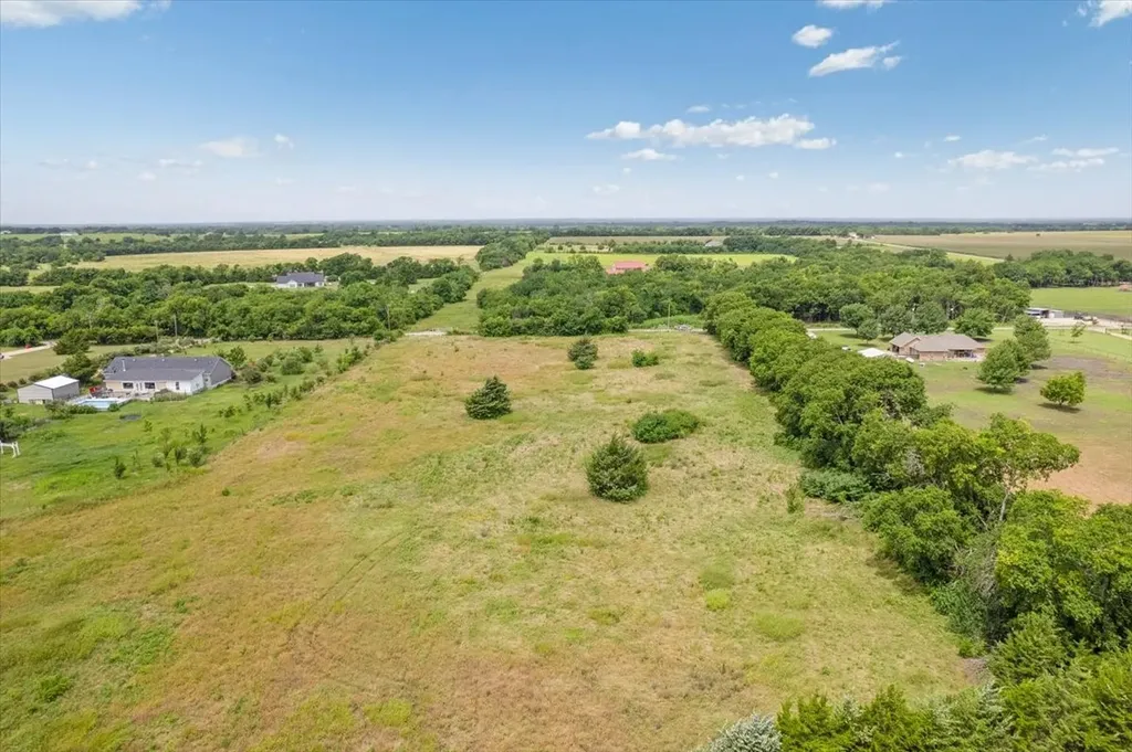 10843 E Line Road Trenton TX 75490
