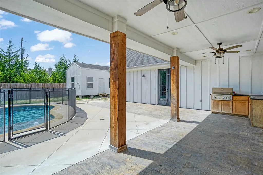 303 Cates Road Van Alstyne TX 75495
