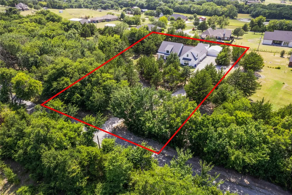 303 Cates Road Van Alstyne TX 75495