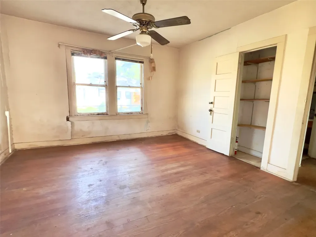 3831 Wilder Street Dallas TX 75215