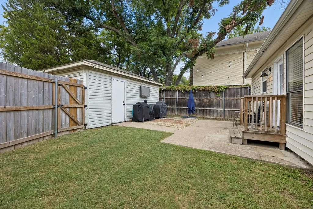 5631 Victor Street Dallas TX 75214