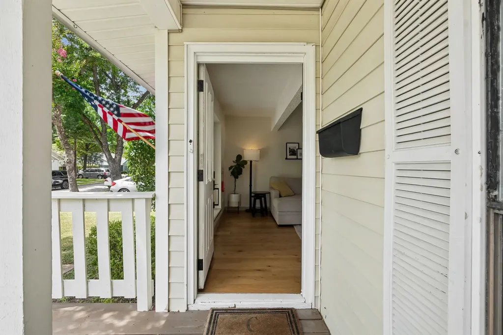 5631 Victor Street Dallas TX 75214