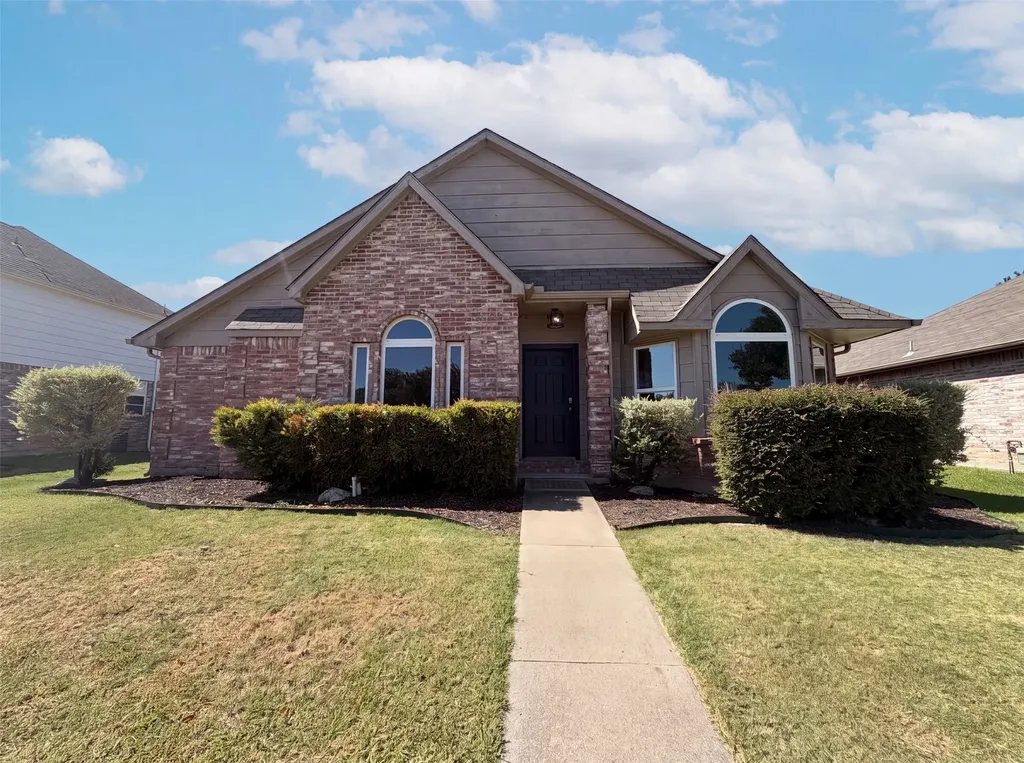 713 Lake Bluff Drive Flower Mound TX 75028