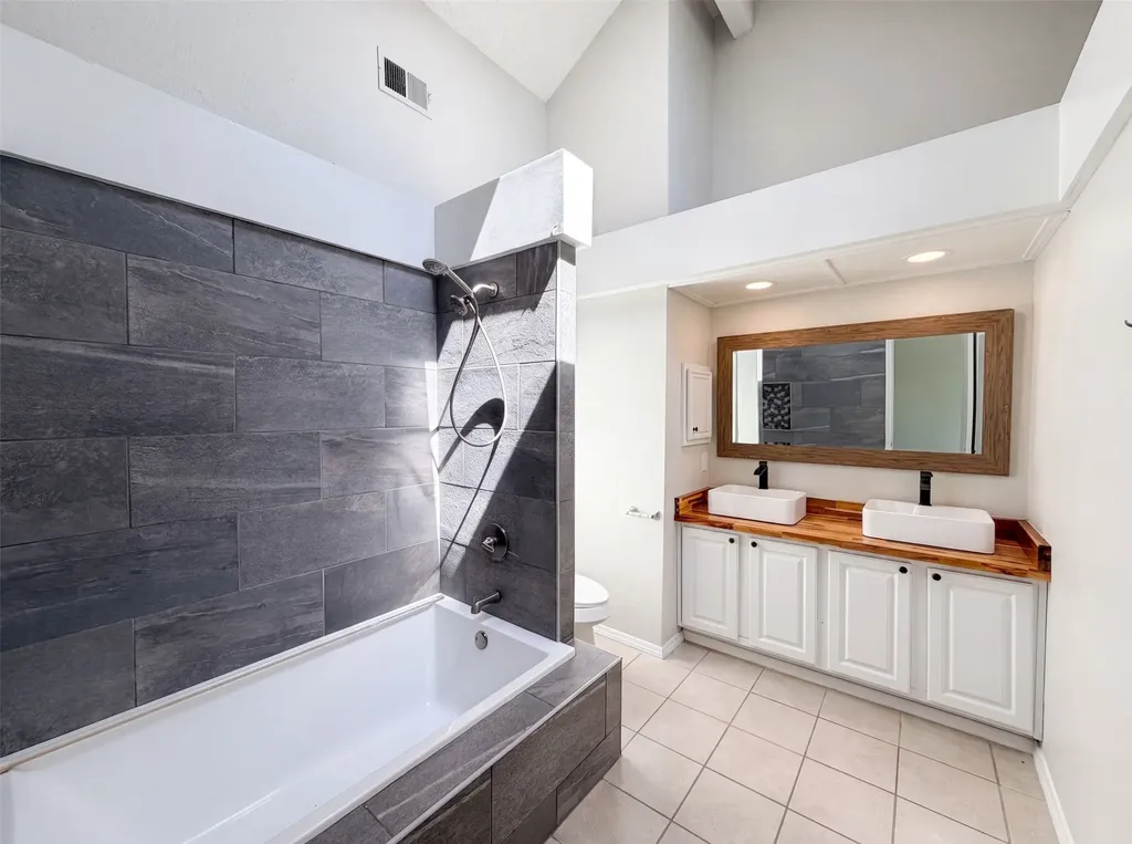 713 Lake Bluff Drive Flower Mound TX 75028