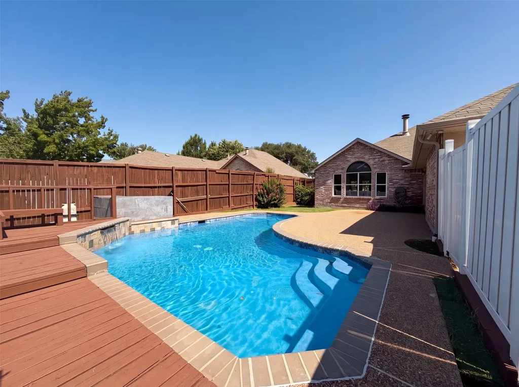 713 Lake Bluff Drive Flower Mound TX 75028