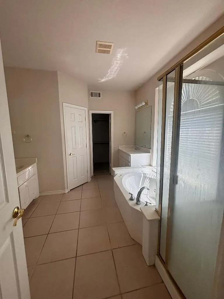 5517 Meadow Valley Drive Fort Worth TX 76123