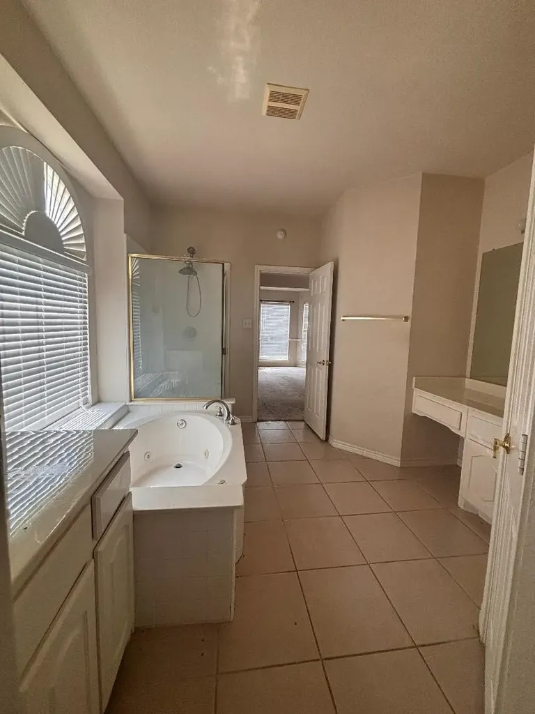 5517 Meadow Valley Drive Fort Worth TX 76123