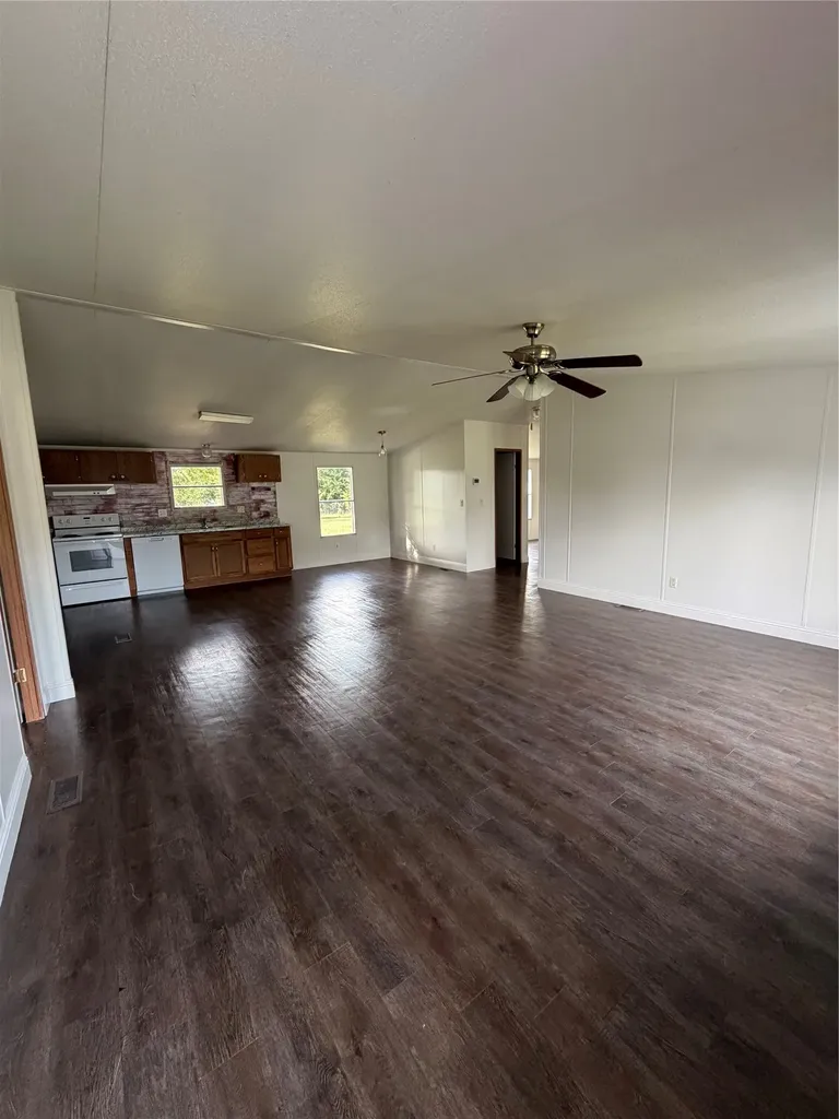 2517 Willow Oak Lane Burleson TX 76028
