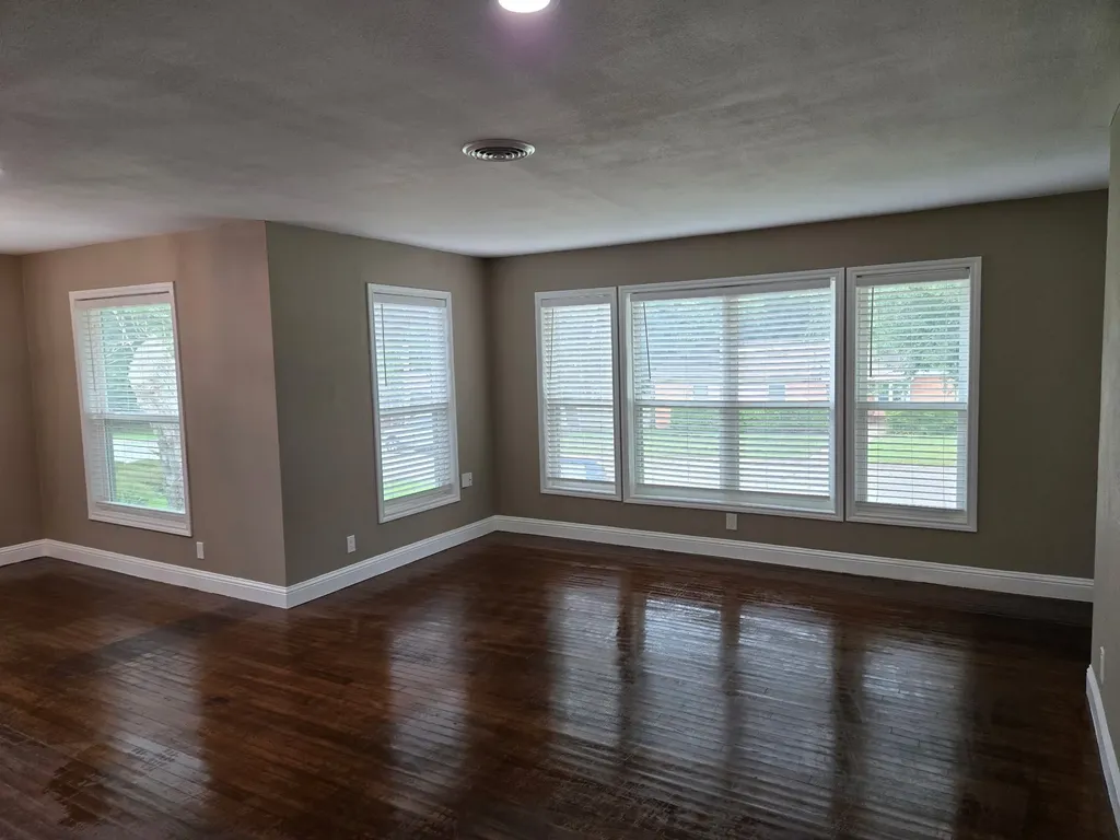 3251 W Fuller Avenue Fort Worth TX 76133
