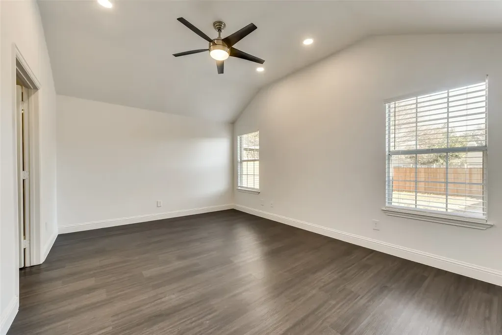 4165 Fryer Street The Colony TX 75056