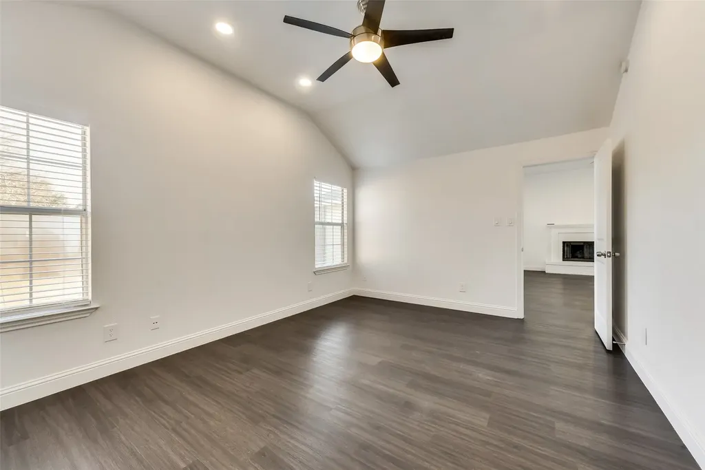 4165 Fryer Street The Colony TX 75056