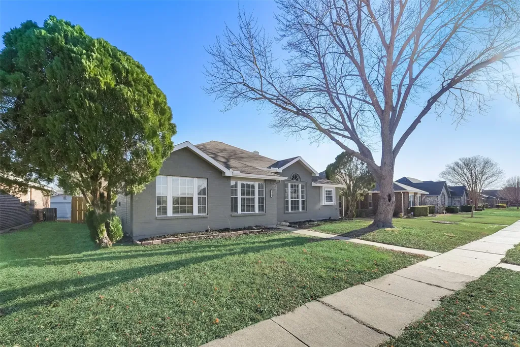 4165 Fryer Street The Colony TX 75056